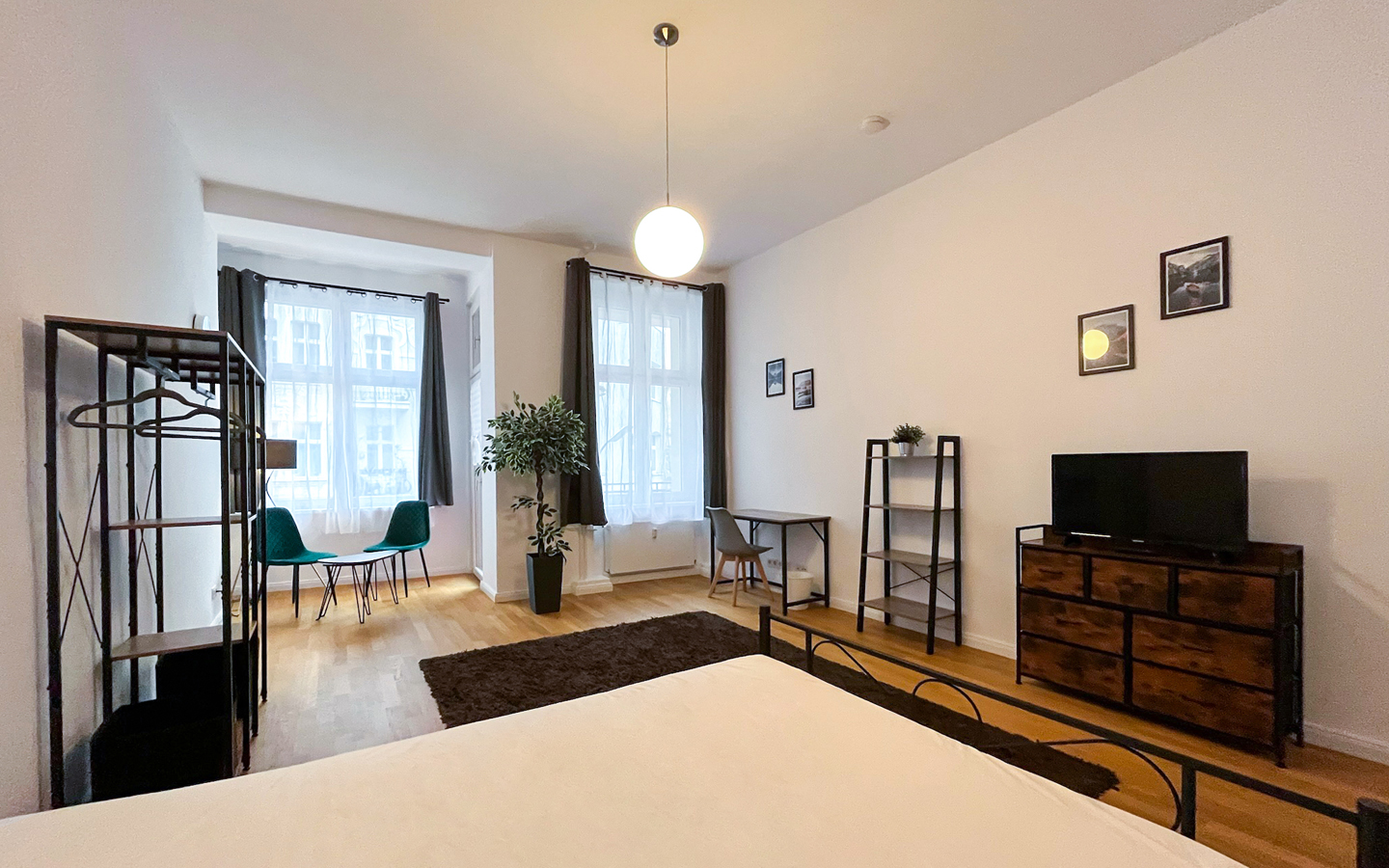 Room For Rent In Berlin MO36VH2R1