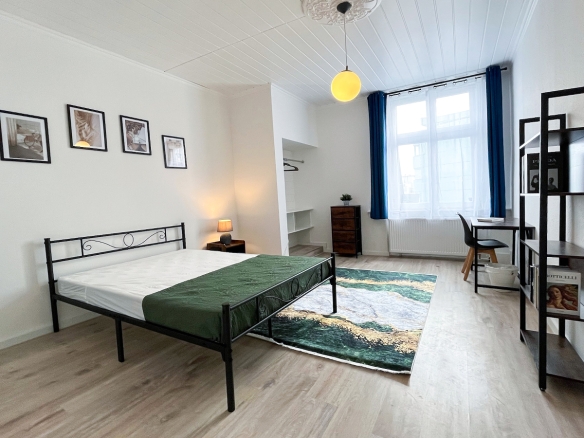 Room For Rent In Berlin BER175OGL4