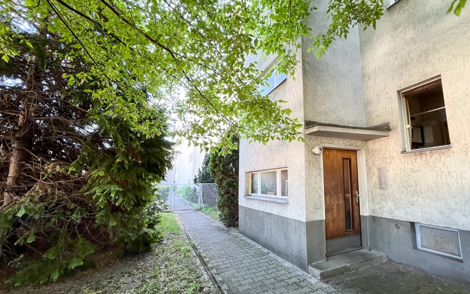 Studio Apartment For Rent In Berlin PK74VH1R