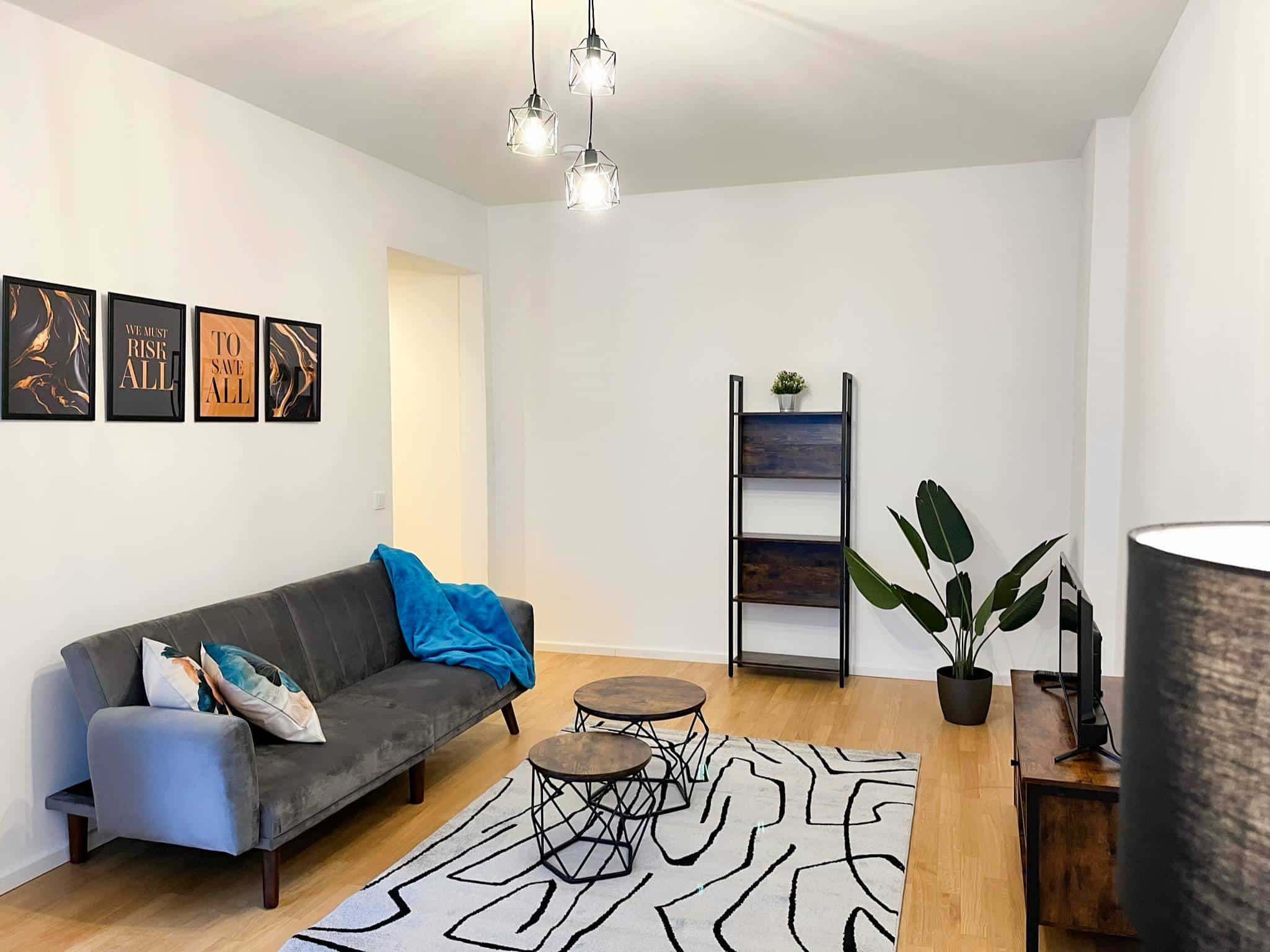 SL8.HH .1.ML .LivingRoom.8 |