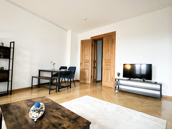 ©Living3 Friedenstr.54.A2.VHL .3OG KUMMUNI.R