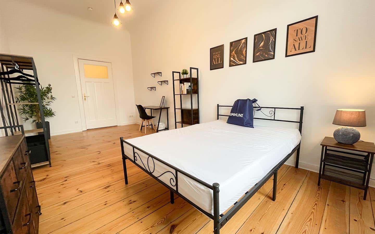Cheap Private Room for Rent in Berlin