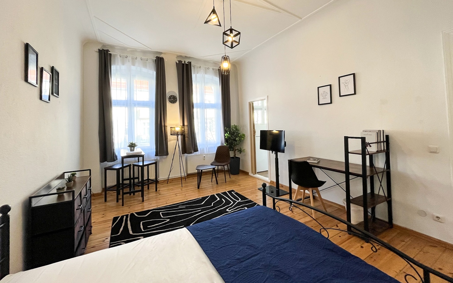 B SN37A.2.M.Bedroom.02 |