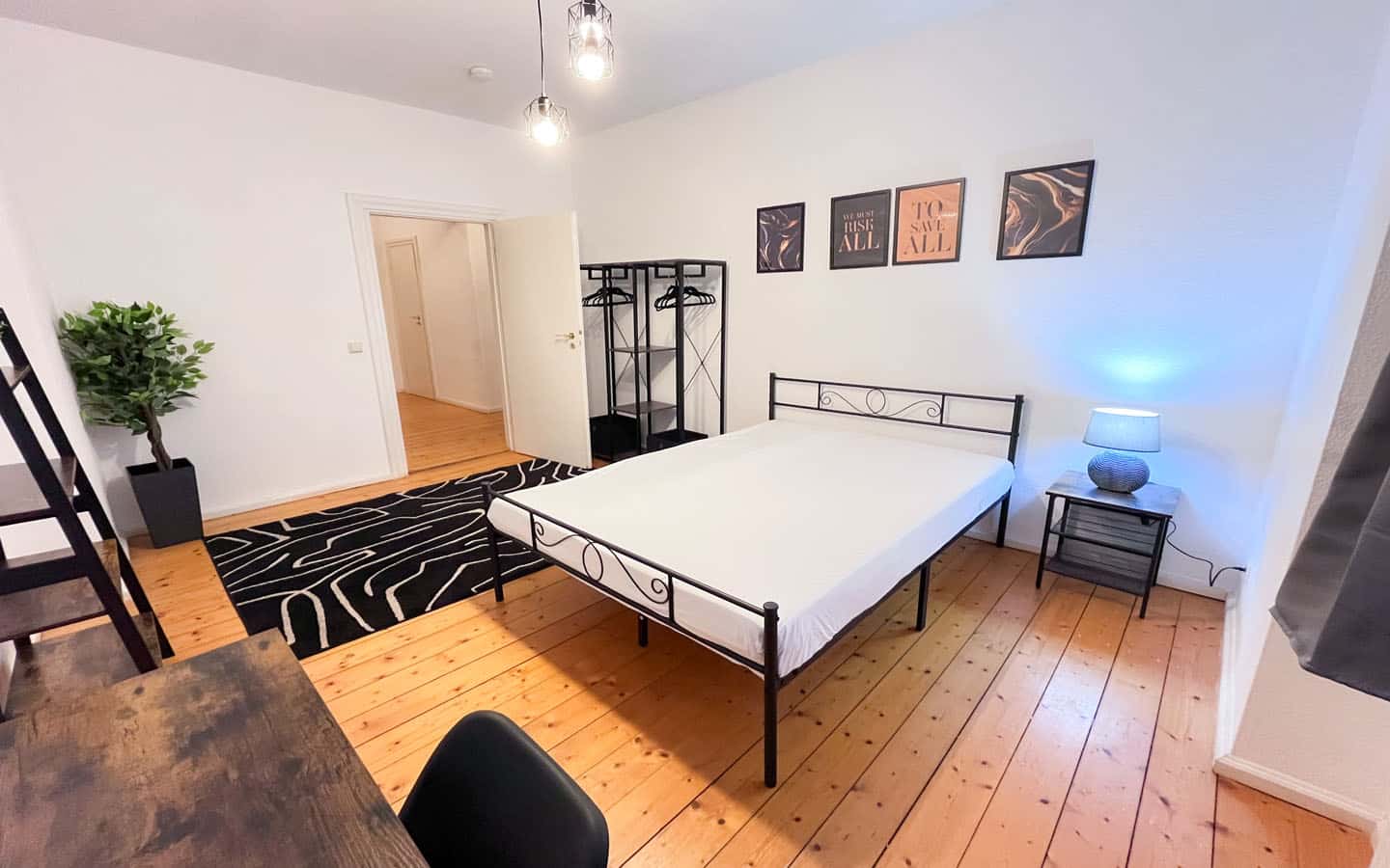 FR54.A2.4.R.Room1 .05 |