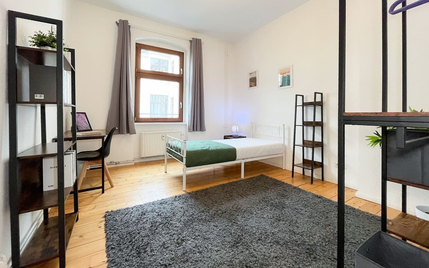 CA24.HHL .3.L.Room1 .01 |