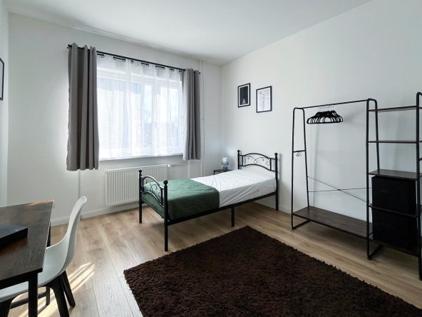 B PK75.1.L.Room1 .01 |